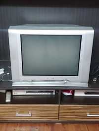 Телевизор Toshiba 65-70см