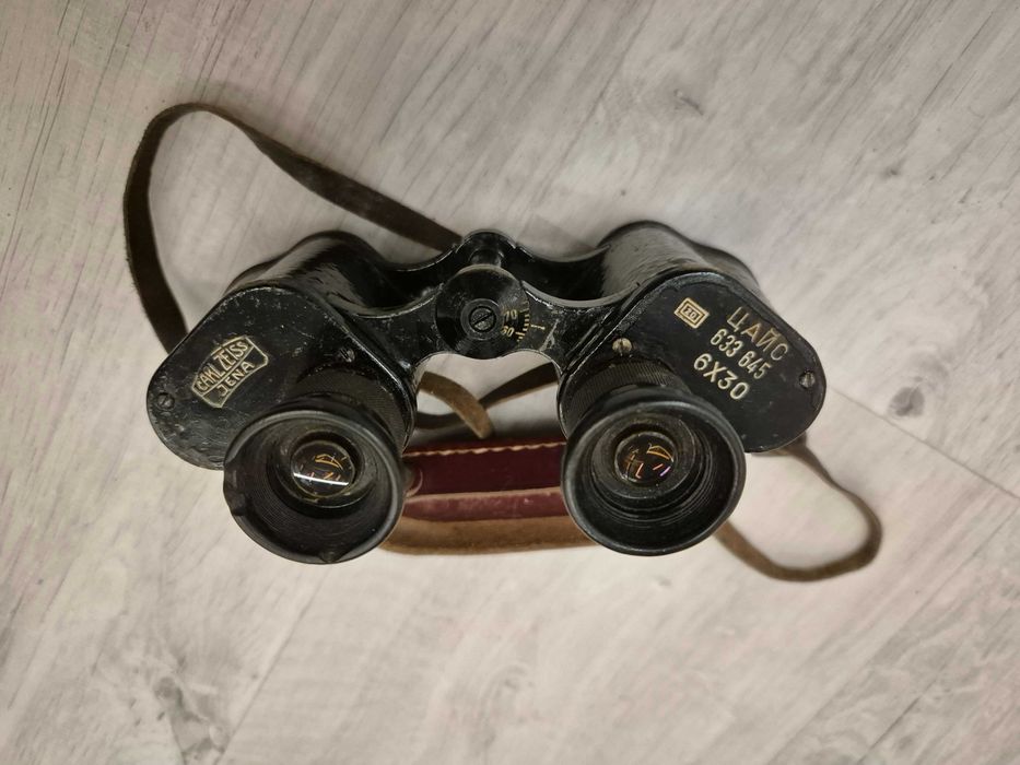 Бинокъл Carl Zeiss Jena 8x30 - Немска класика от ГДР