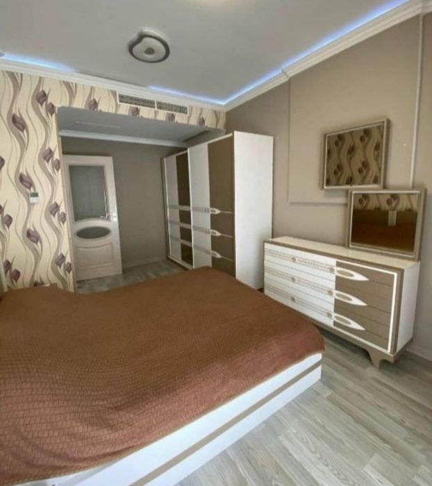 Buyuk Ipak yoli metro yaqinda arenda