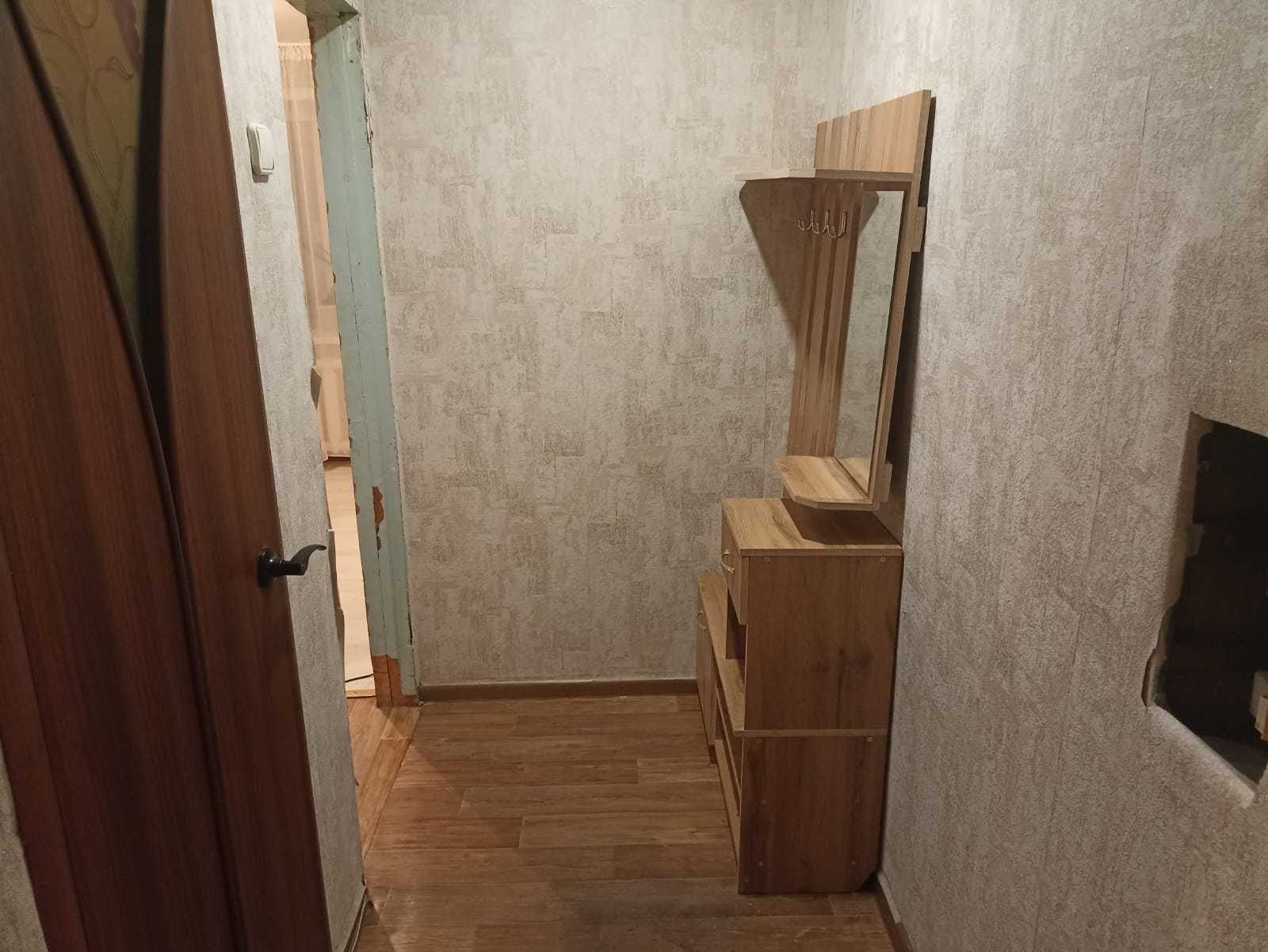 Продам 1 ком квар Центр Березка  11900 4 эт