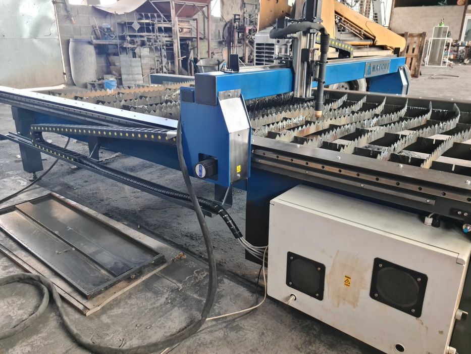Vând CNC Plasma 1500x3000, THC Auto, WiFi conect -panouri-porți-decor