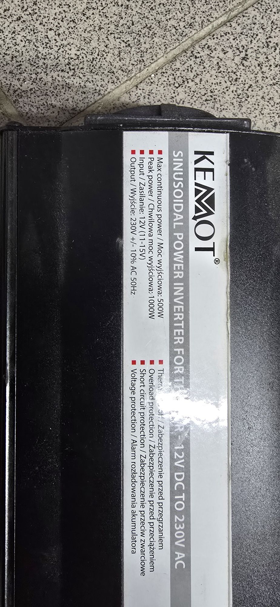 Invertor Kemot 12v/230v/500w Moon URZ3162