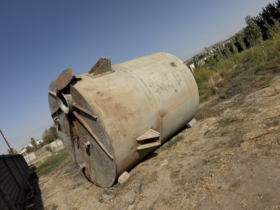 Емкость Цистерна 25кублик Нержавейка сотилади