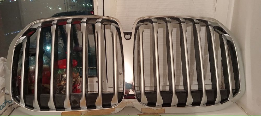 Решëтка радиатора BMW  X7
