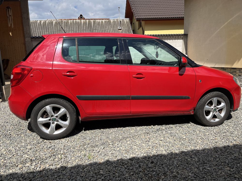 Skoda fabia 1.6 benzina 16v