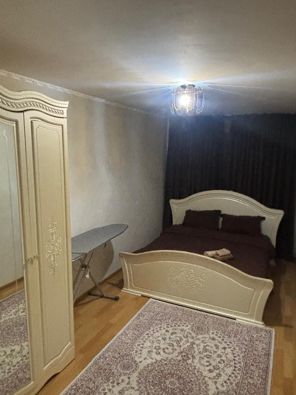 Ночь 10.000. Сдам 2-комн квартиру в районе Зубенко