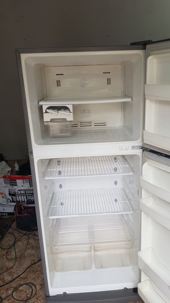 Продаётся холодильник Daewoo