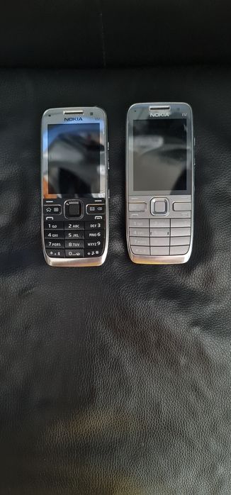 Nokia e52 2 bucati !