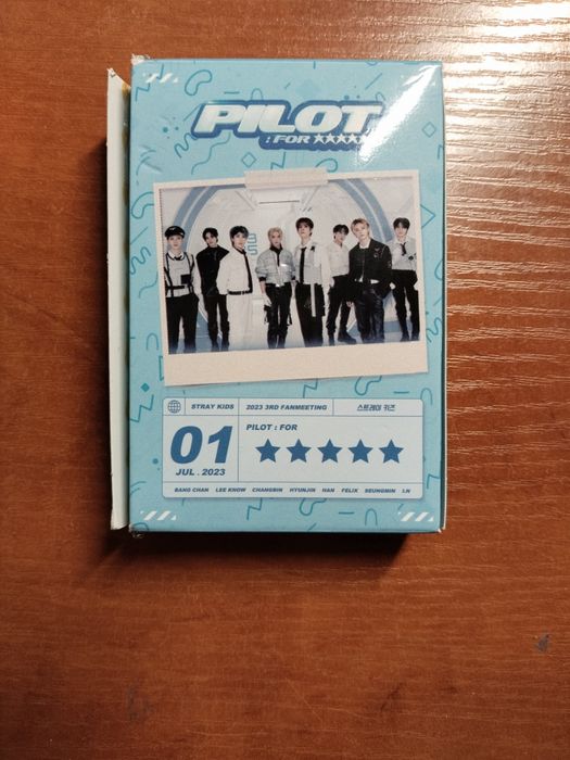 k-pop stray kids карточки