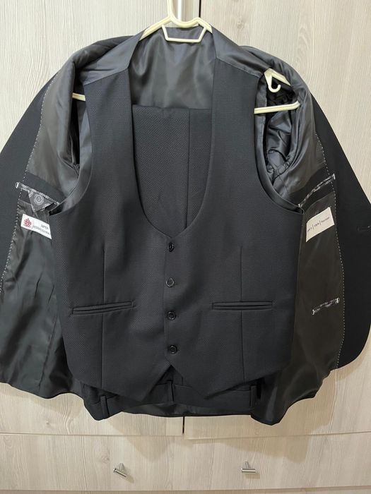 Costum barbati “Man’s style fashion” marimea 50, model slim fit
