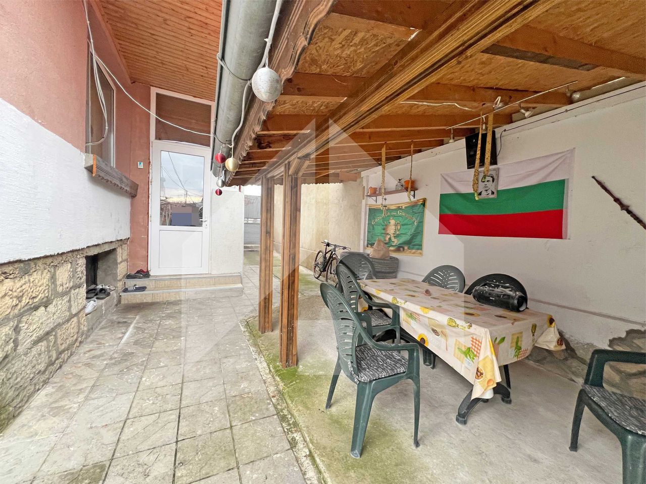 Продава се Етаж от къща в Нови пазар - 72 кв.м за 1013 €/кв.м - Снимка #20