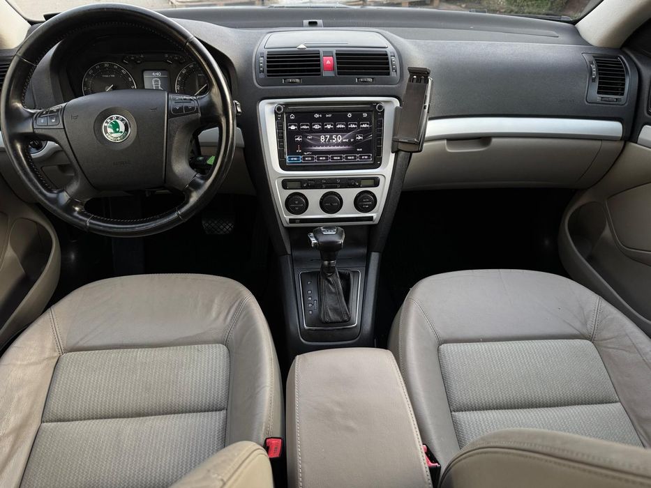 Skoda Octavia 1.9 105cp 2006 automat dsg