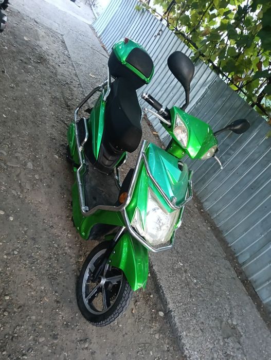 Scuter electric folosit