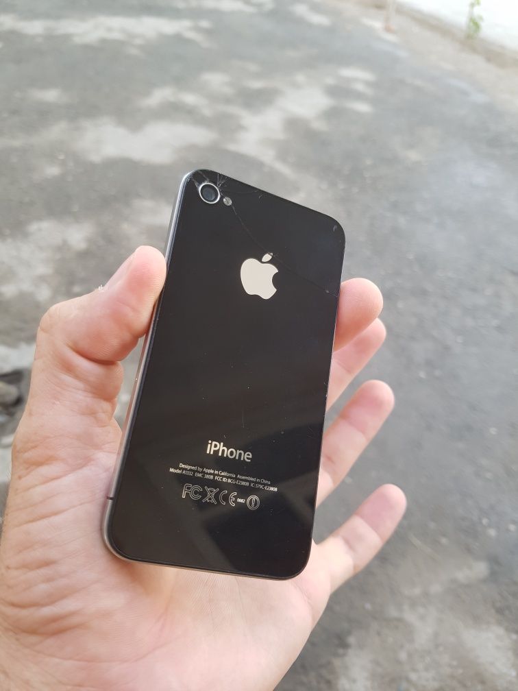 iphone 4g 8gb sotladi imeya otkan