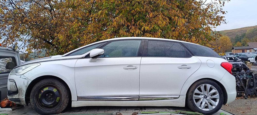 Dezmembrez Citroen DS5 1.6HDI 2013