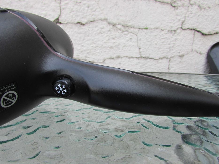 Професионален сешоар GHD AIR