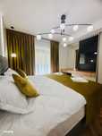 Apartament regim hotelier de Lux , 4 locuri, terasa, parcare , D ST
