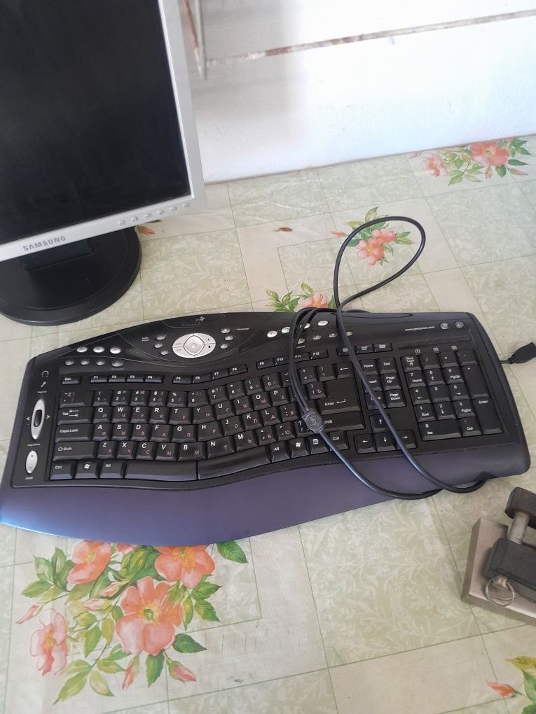 Продам компьютер, рабочий