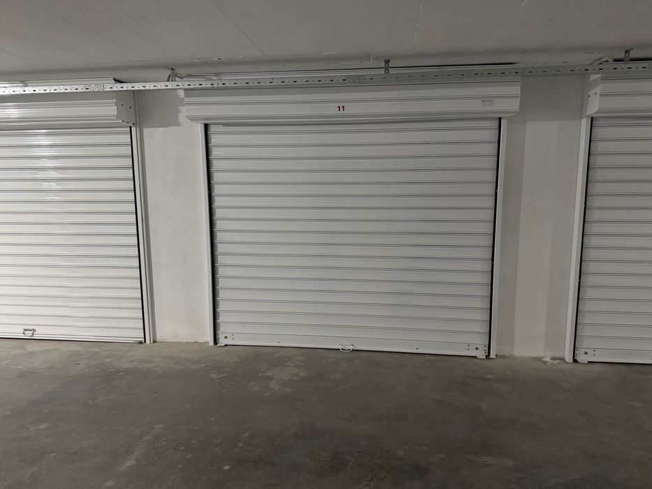 Подземен Гараж с ток и вода