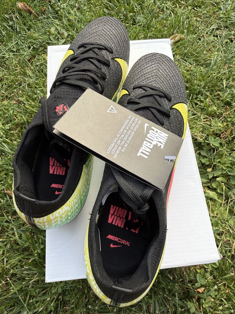Чисто нови бутонки nike elite!!!