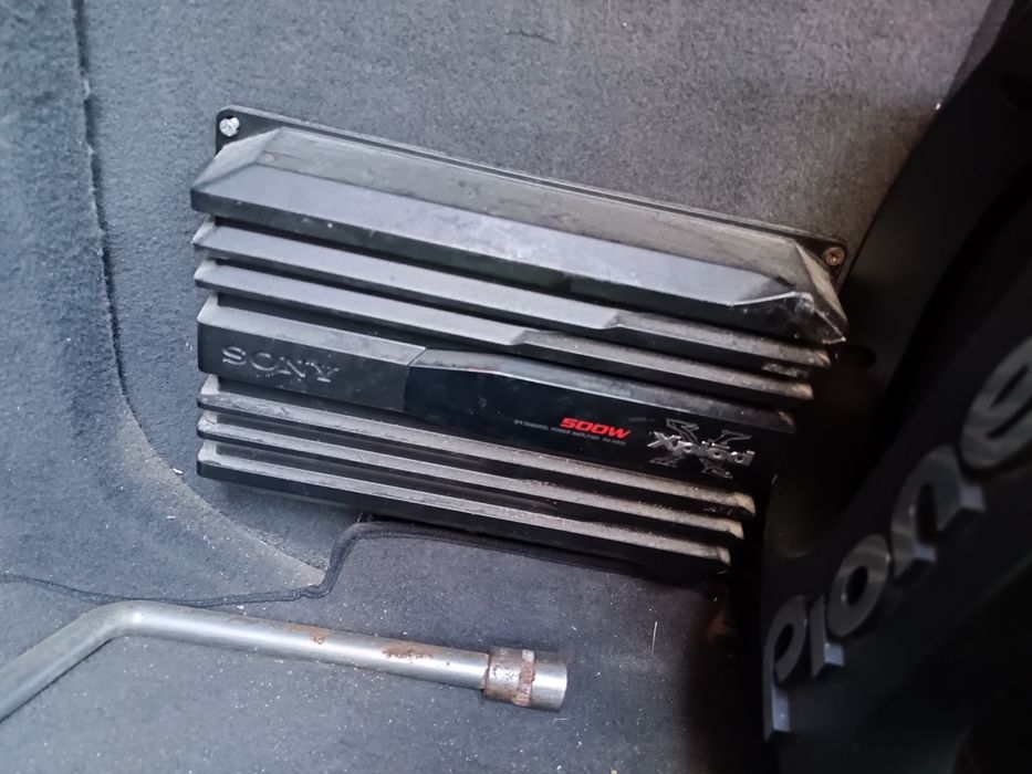 Amplificator Sony Xplod 500w + Subwoofer pioneer 1300w