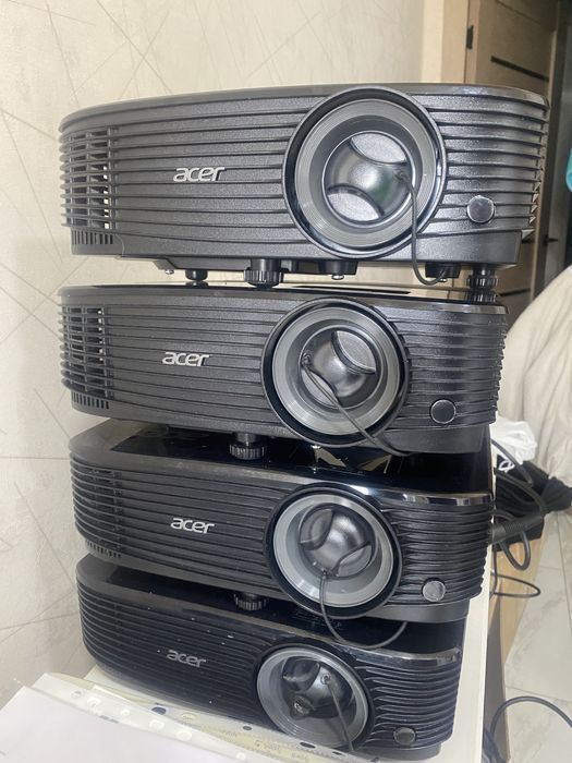 Продам проектор Acer