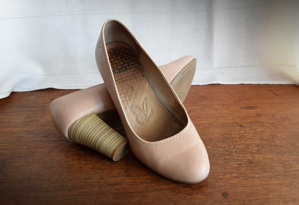 Pantofi nude din piele naturala 39-40