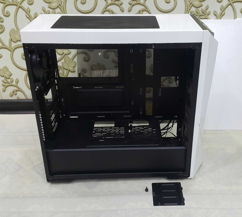 Cooler Master "Master Box"