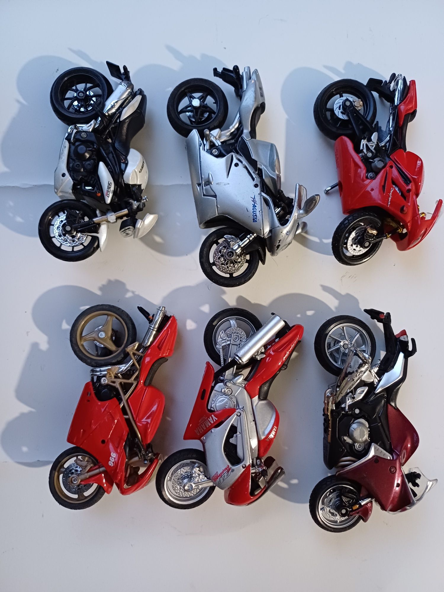 Мотоциклети мотори 1:18