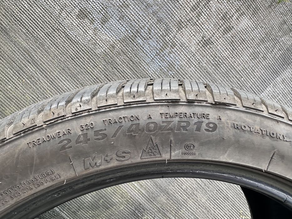 Anvelope 245 40 r19
