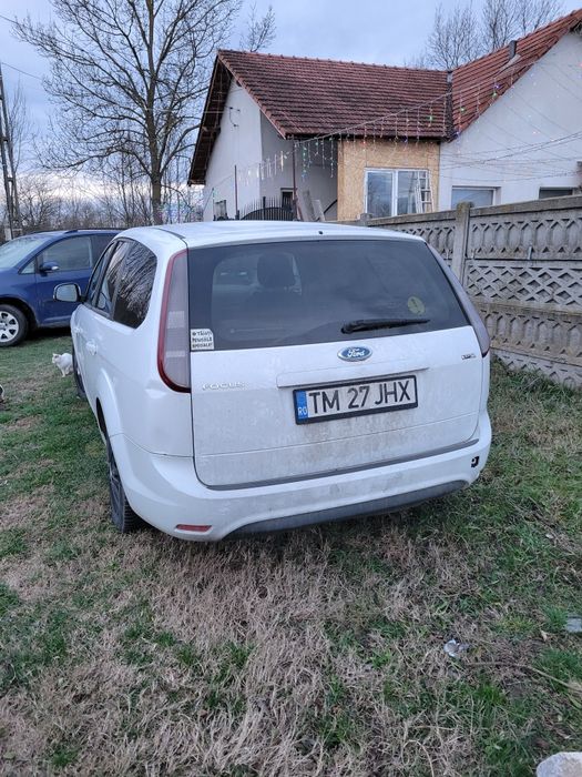 Doua masini la preț de una