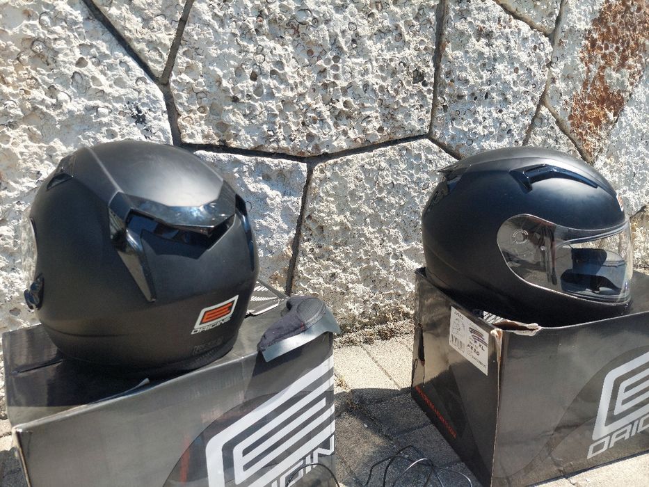 2 броя Bluetooth КАСКИ