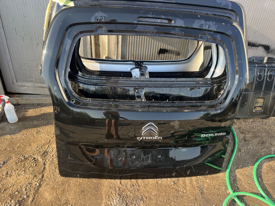 Капак,багажник Citroen Berlingo 2019г