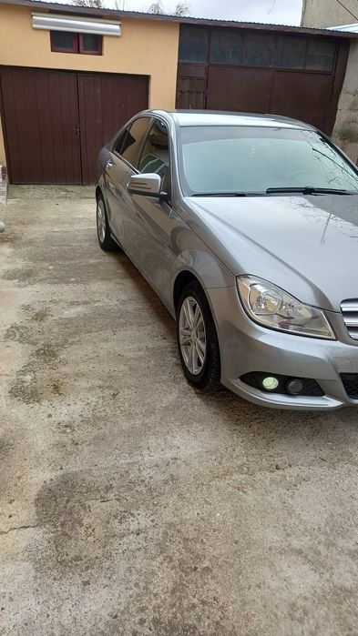 Mercedes C Class  220