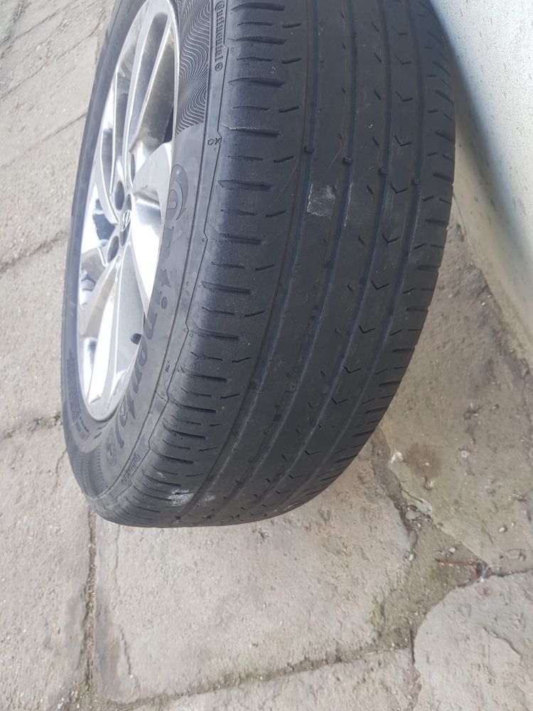 Roti 225/60 R17 pret: 2000 lei