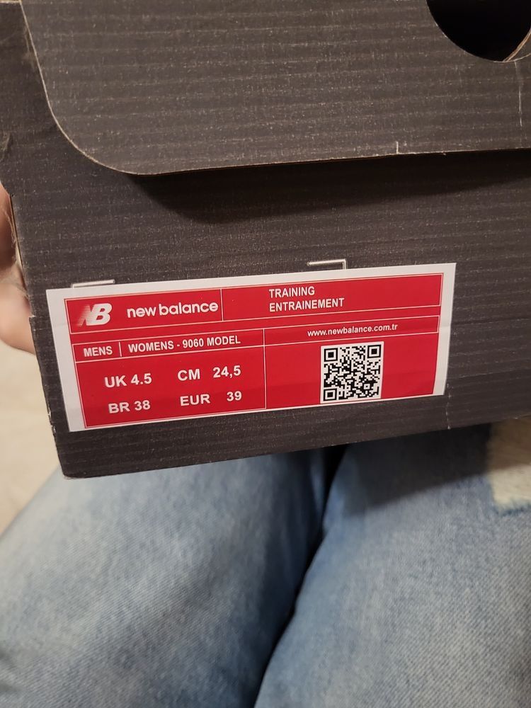 New balance 9060