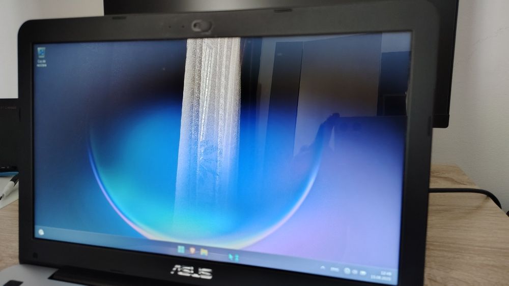 Laptop Asus X555L - Windows 11
