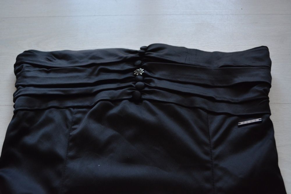 Оригинална черна рокля ELLE тип бюстие, размер S/M, с еластичност
