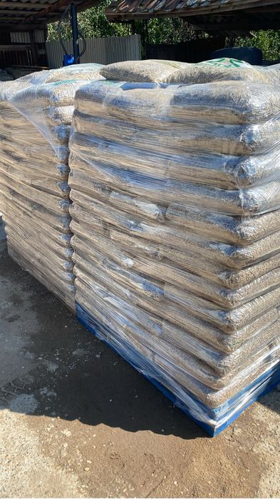 Peleti din Rasinos Pin