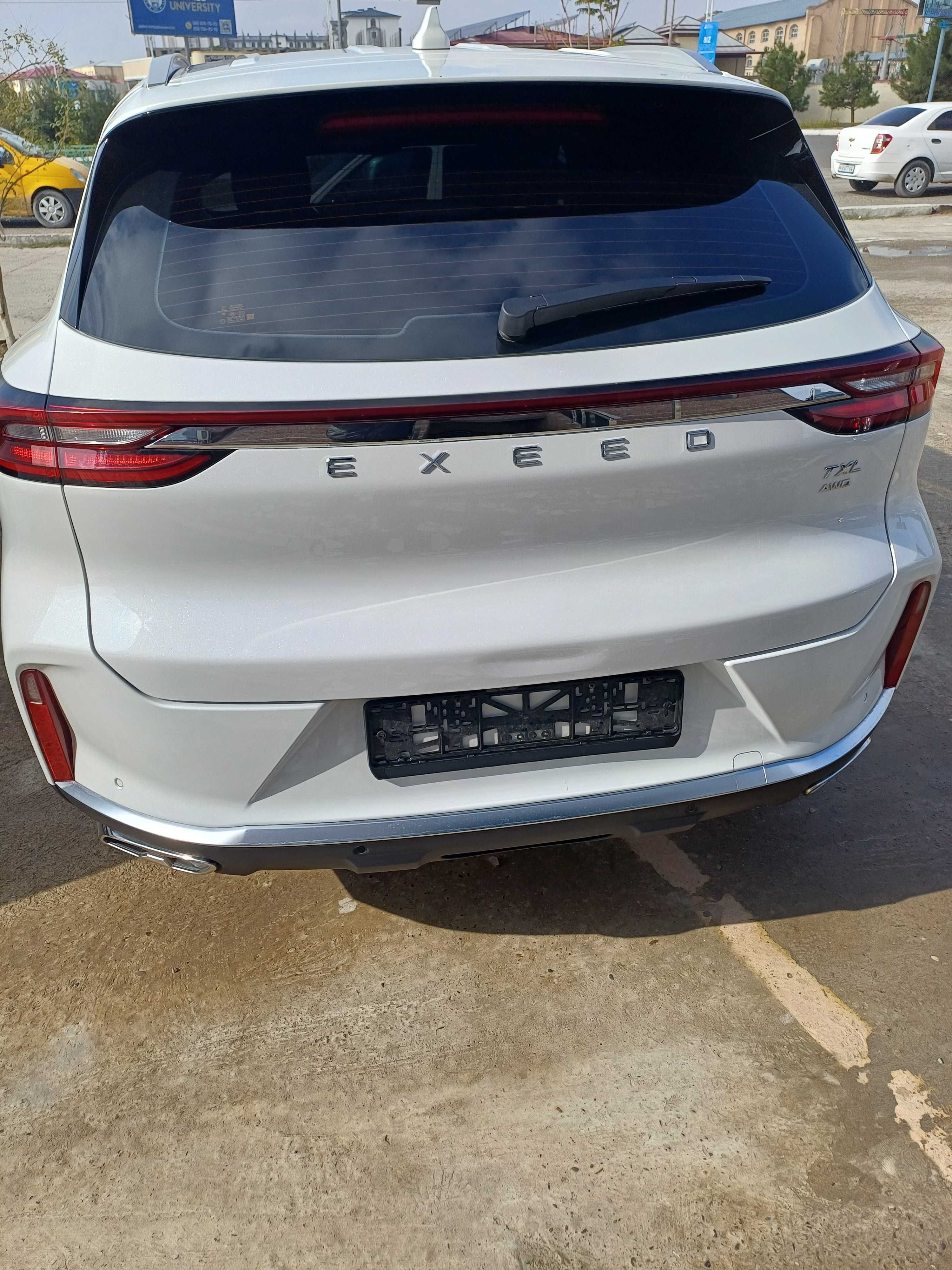 Exeed TXL Flagship