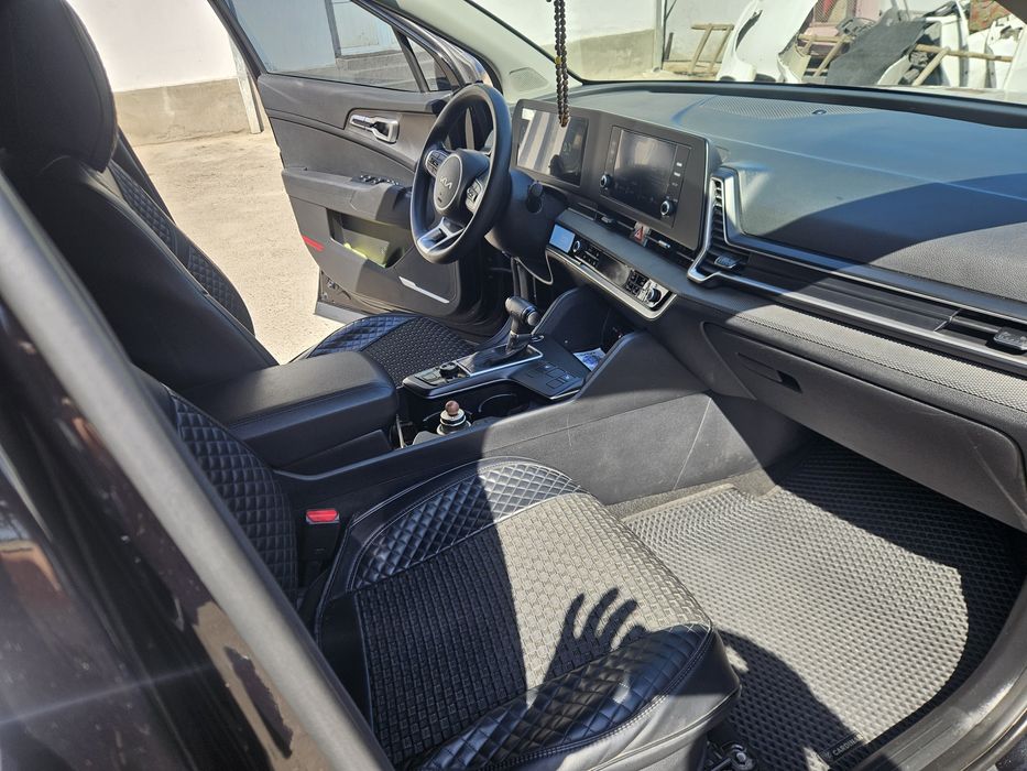 Kia Sportage 1-pozitsiya