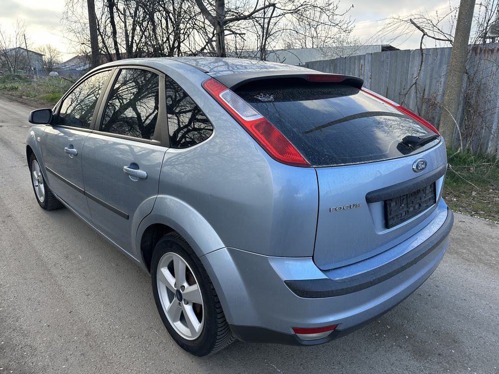 Ford Focus 1.6 Zetec на части