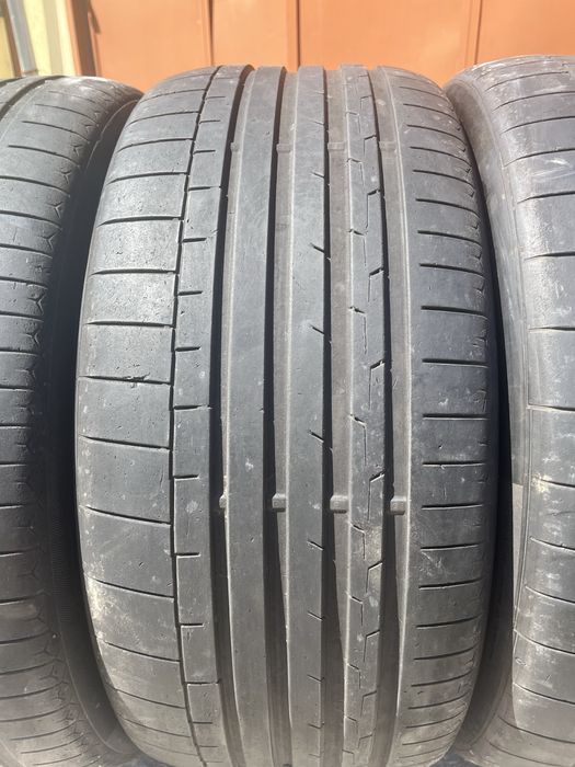 4 бр. летни гуми 285/40/22 Continental AO DOT 4020 5-6 mm