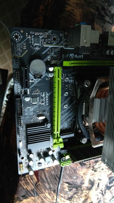 Kit placa baza X99 + procesor 12 core  si 16 gb ram DDR4