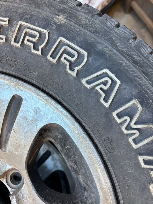 Продавам гуми с джанти