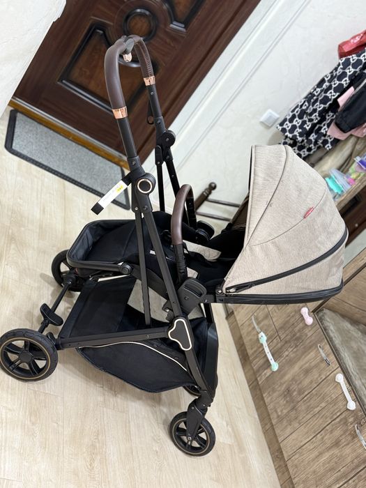 Продаю кольяску почти новое