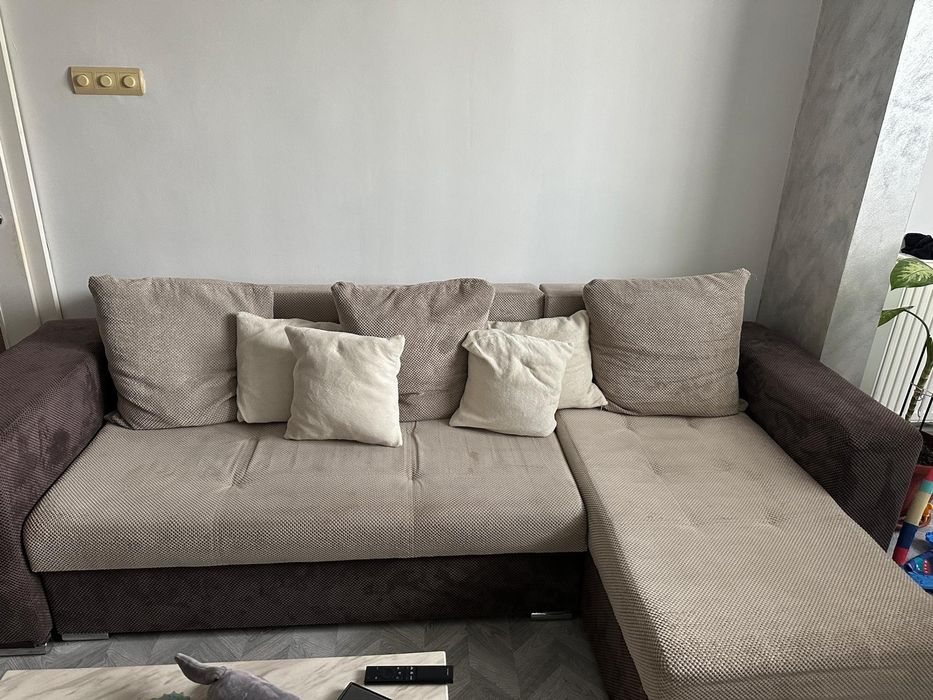 Vând colțar tip L extensibil