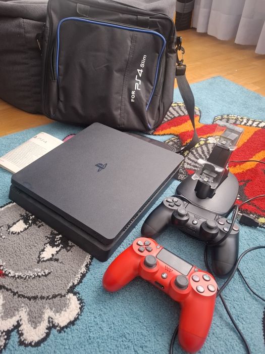 Playstation 4 slim