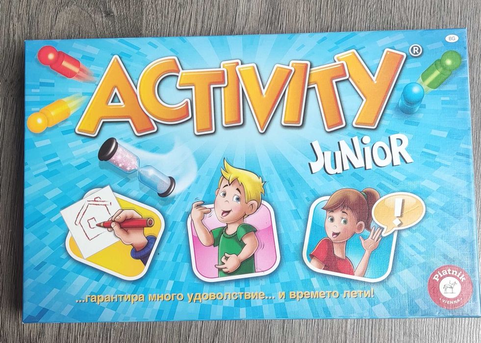 Настолни игри. Някои дори не са използвани.