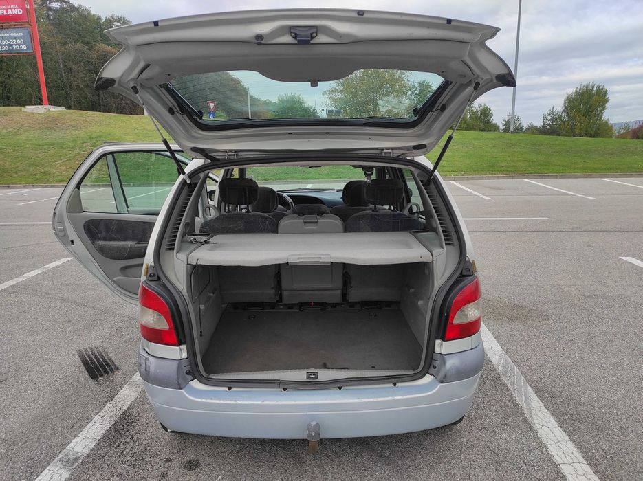 Renault Scenic 99 pt piese/dezmembrat/camp